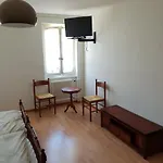 De Hotel *